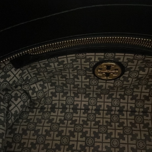 Tory Burch Black Patent tote - Picture 3 of 8